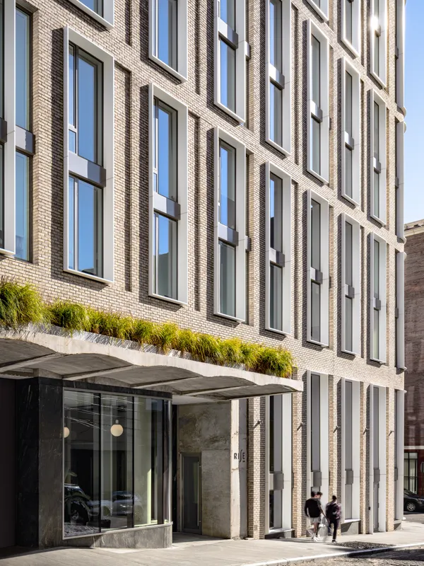 Alexander Severin | building exteriors